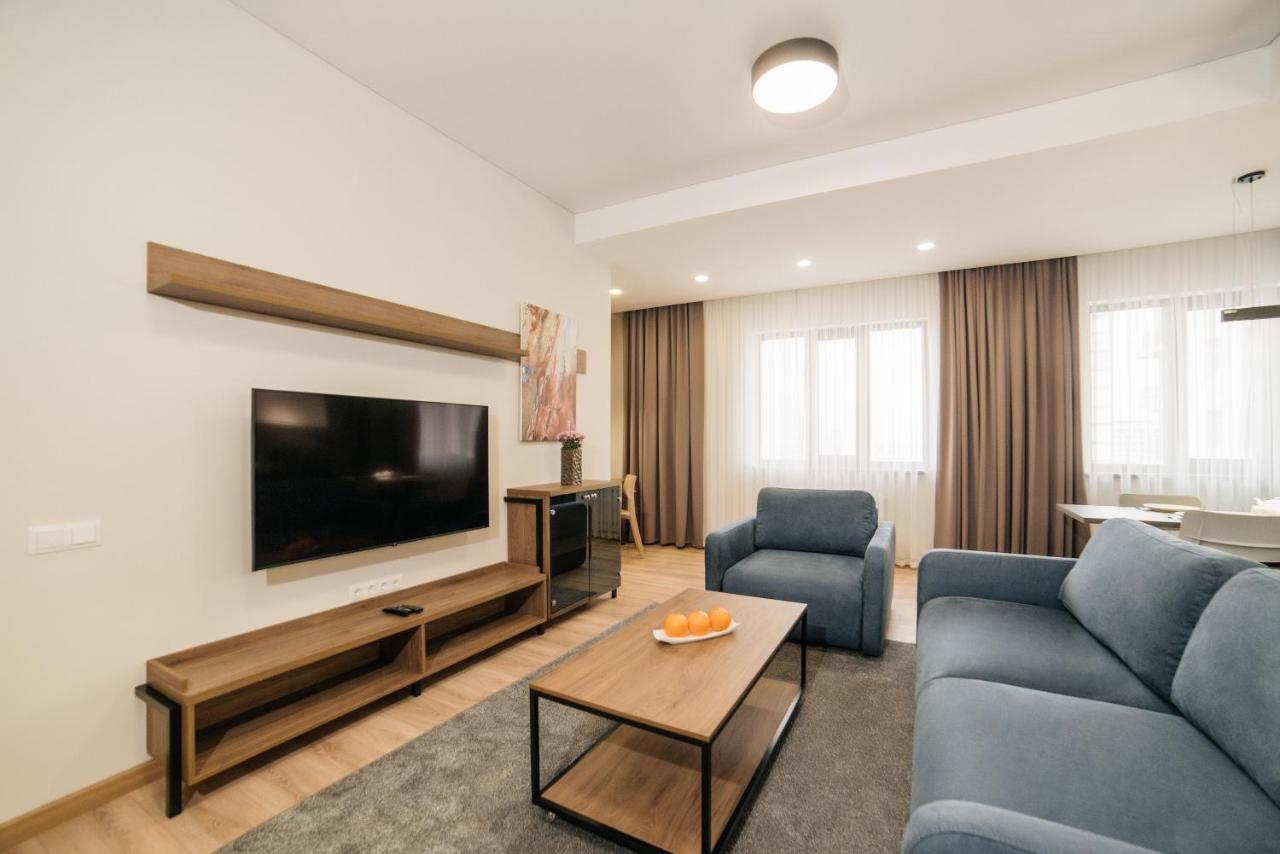 Solutel Apartments-35 Bishkek Bagian luar foto